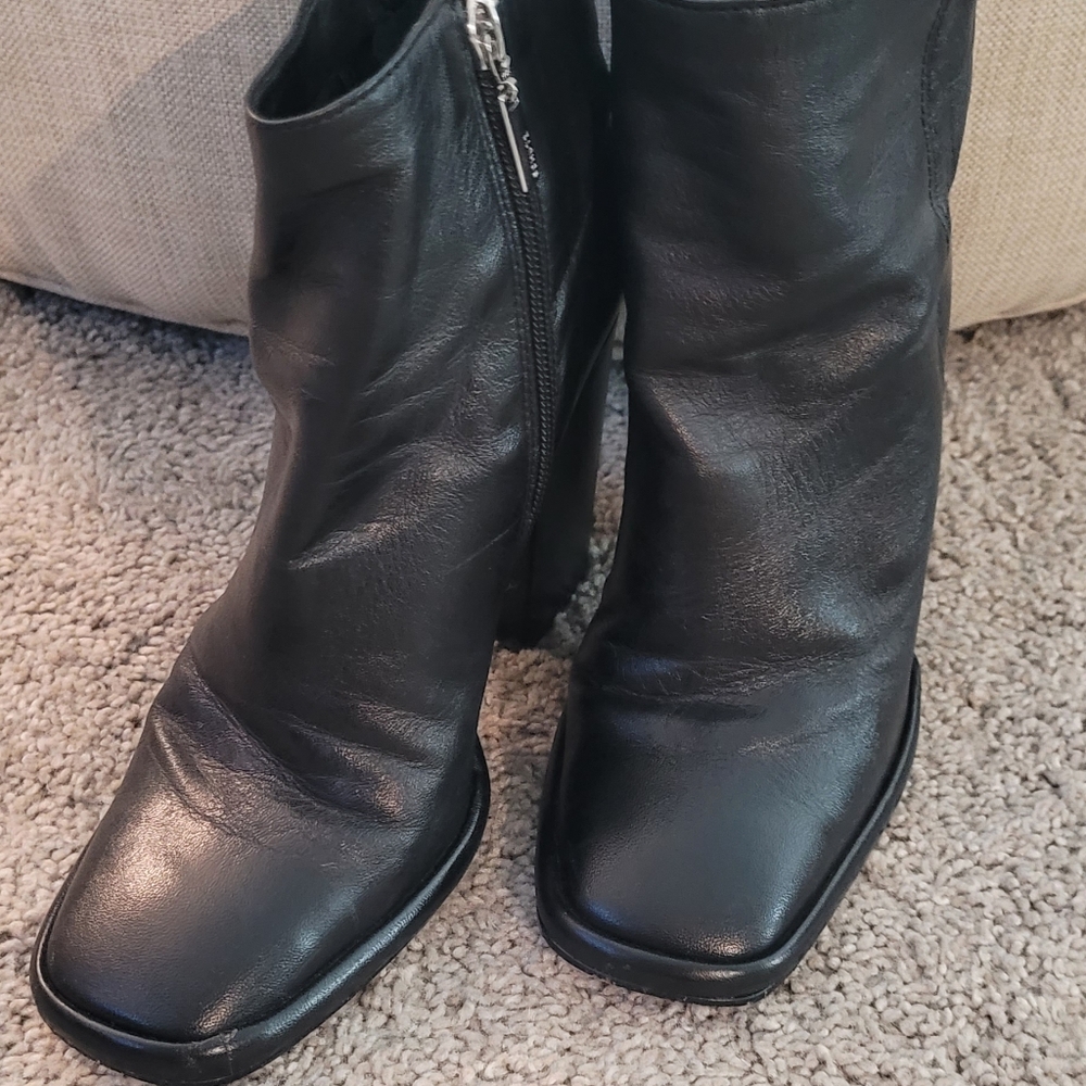 Schutz Black Leather Ankle Boots